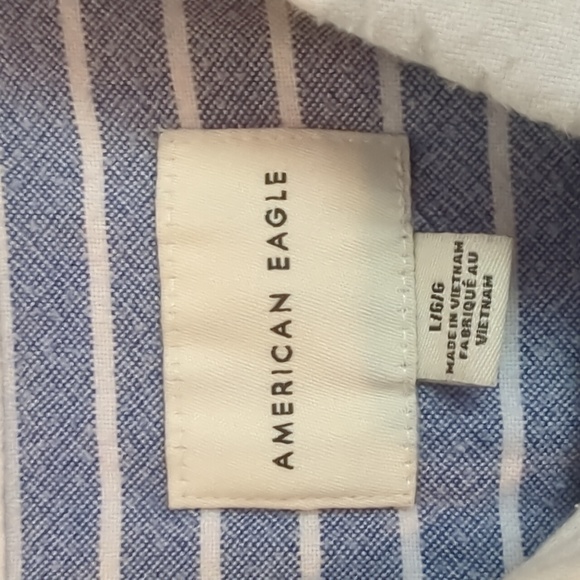 American Eagle Oversized Button-Up Shirt - Picture 2 of 3